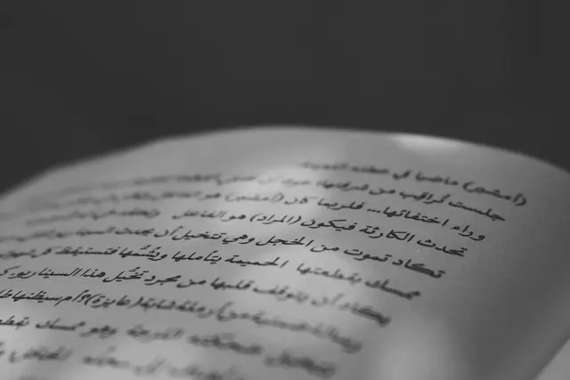 AI Learning Arabic: Tools, Tips, and Trends for 2025