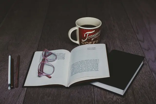 Learn English for Spanish Speakers: A Complete Guide