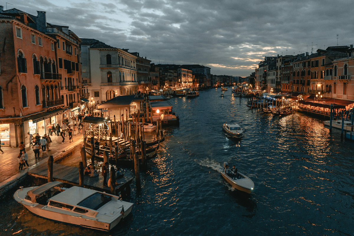 How to Say Please in Italian Language